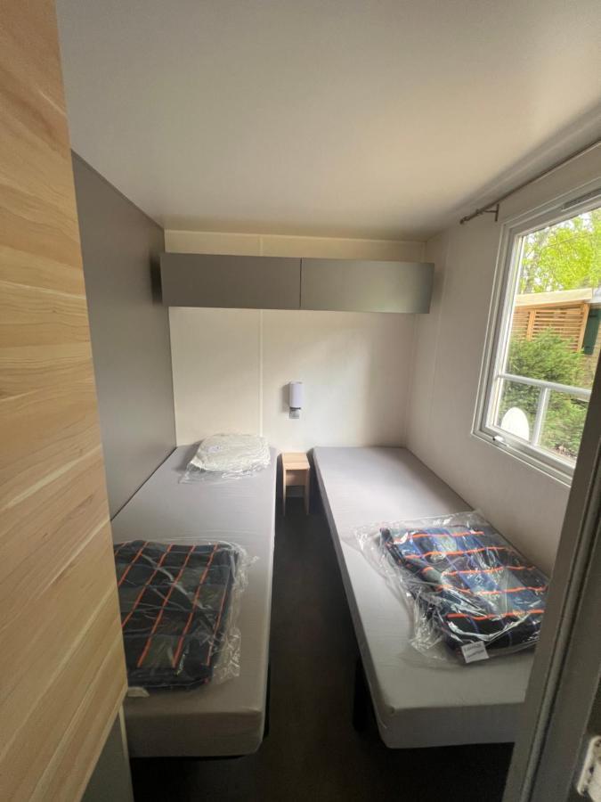 Mobil Home Du Lac - Camping 4 Etoiles Aureilhan  Екстер'єр фото
