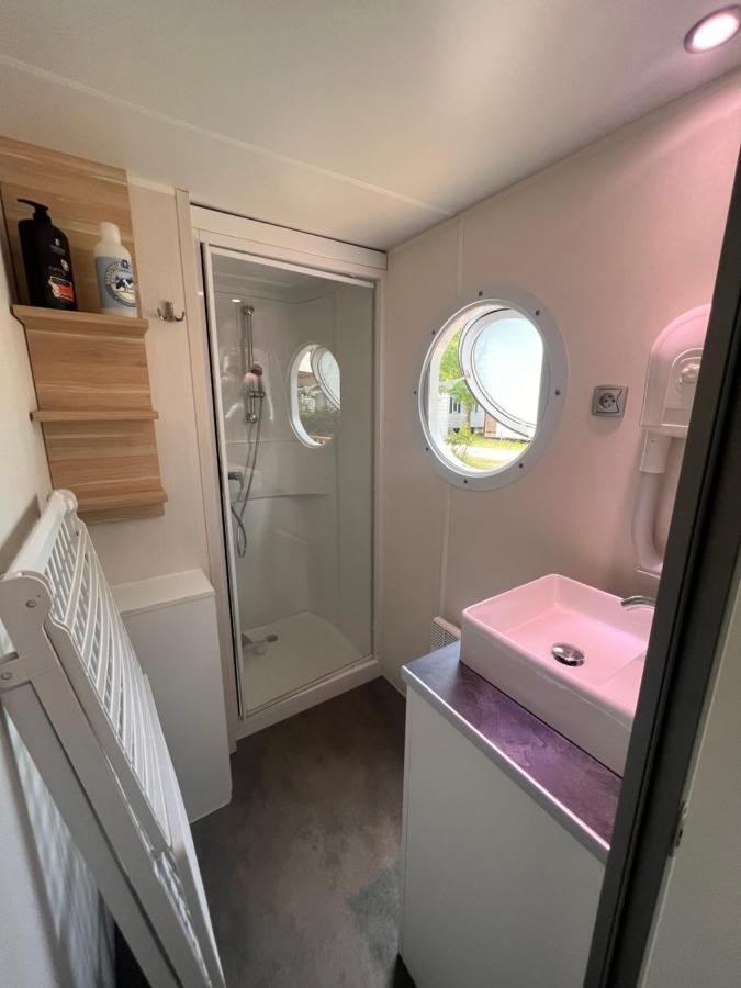 Mobil Home Du Lac - Camping 4 Etoiles Aureilhan  Екстер'єр фото