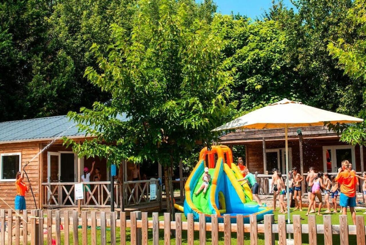 Mobil Home Du Lac - Camping 4 Etoiles Aureilhan  Екстер'єр фото
